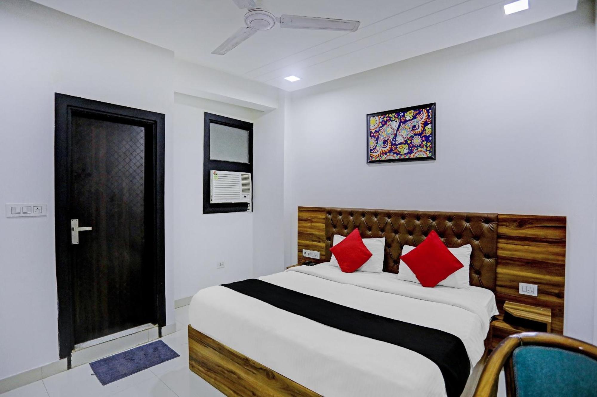 Hotel O Zion New Delhi Bagian luar foto