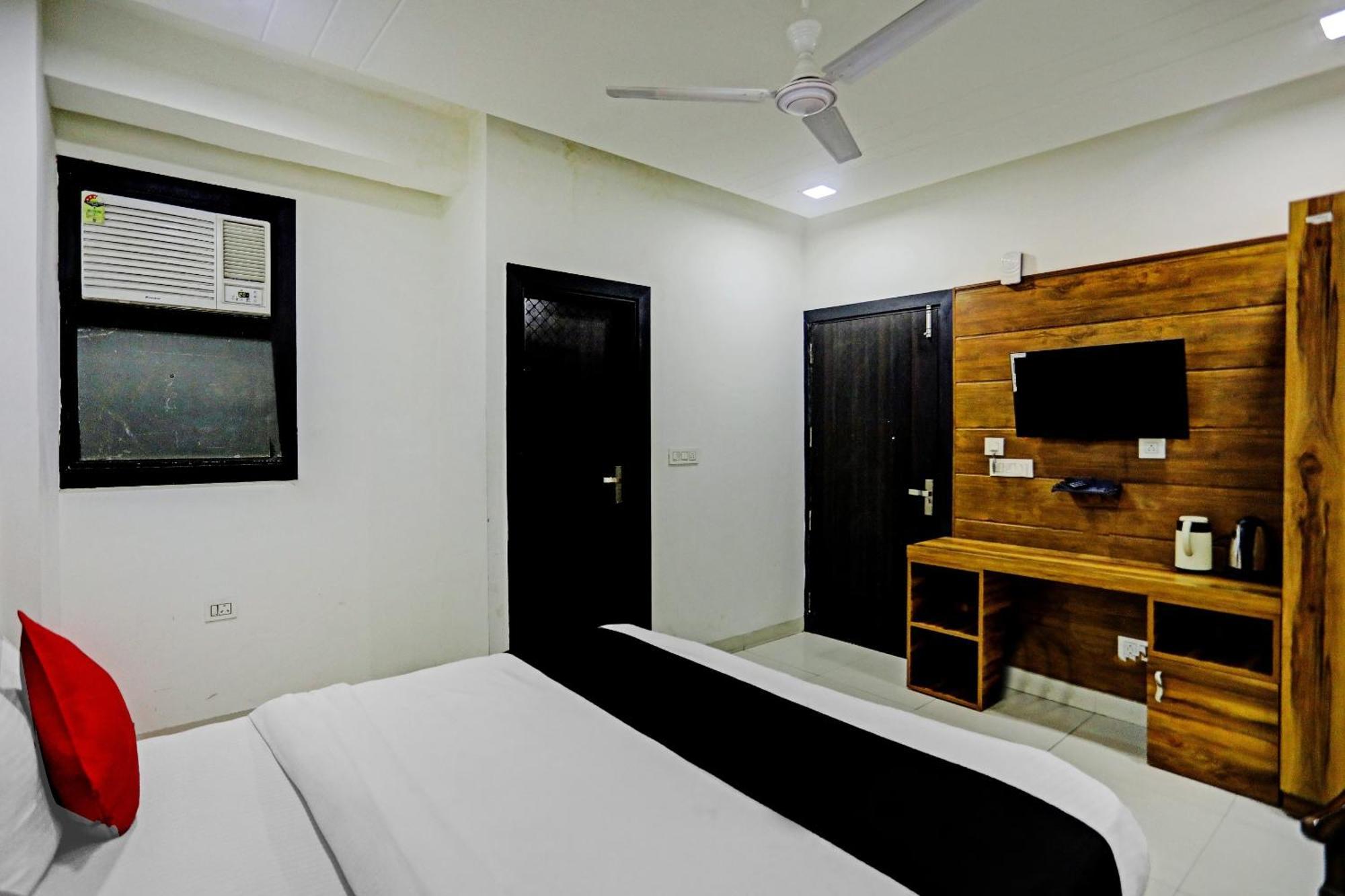 Hotel O Zion New Delhi Bagian luar foto