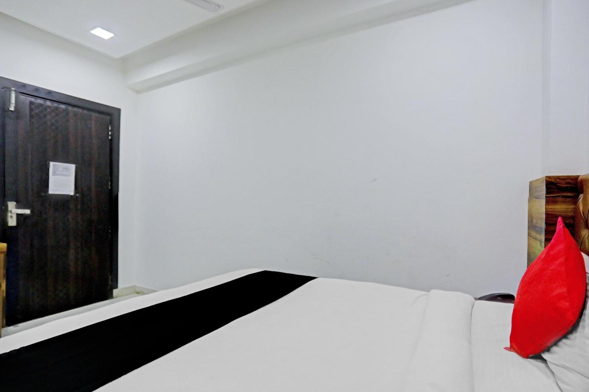 Hotel O Zion New Delhi Bagian luar foto