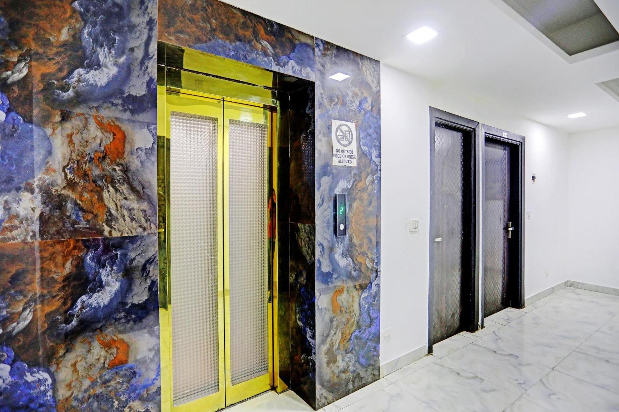Hotel O Zion New Delhi Bagian luar foto